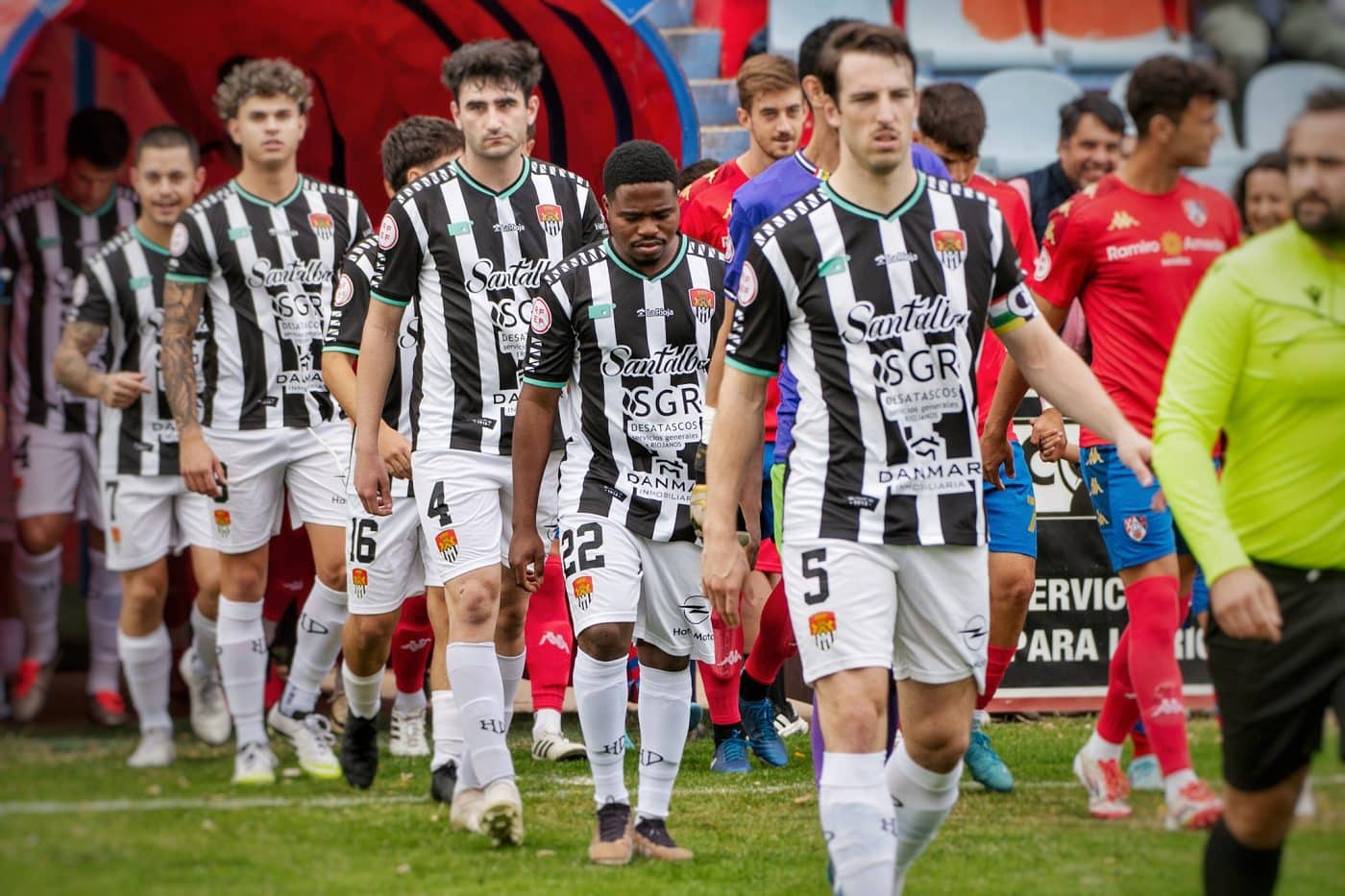 El Haro sufre ante el Calahorra el primer tropiezo de la temporada 2 El Haro sufre ante el Calahorra el primer tropiezo de la temporada 2
