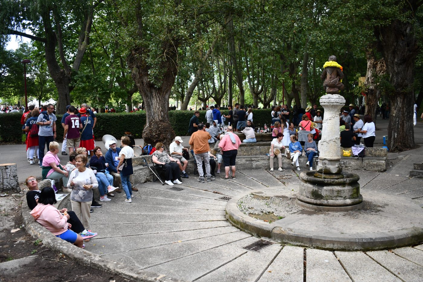 FOTOS: El Día de la Jira, entre tradición y nostalgia, cierra las fiestas de Haro 112
