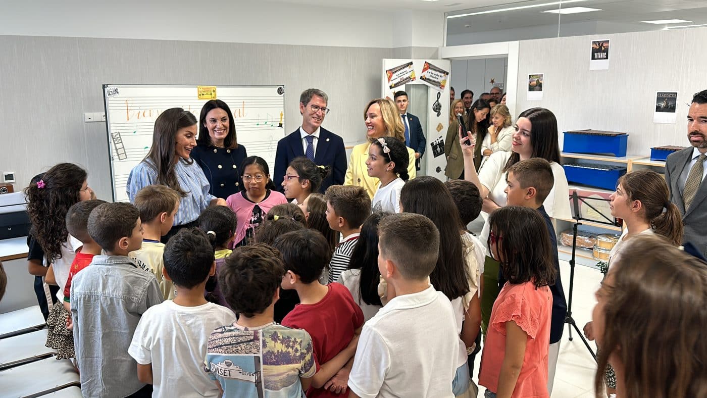 La reina Letizia inaugura el curso escolar en el nuevo colegio de Rincón de Soto 3 La reina Letizia inaugura el curso escolar en el nuevo colegio de Rincón de Soto 3