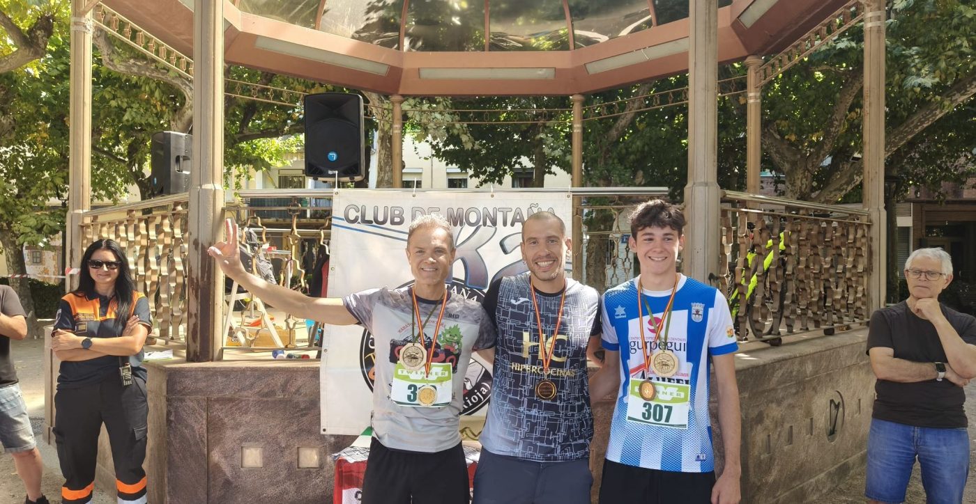 La histórica Subida al Castillo de Nájera reúne a más de 60 participantes 1 La histórica Subida al Castillo de Nájera reúne a más de 60 participantes 1