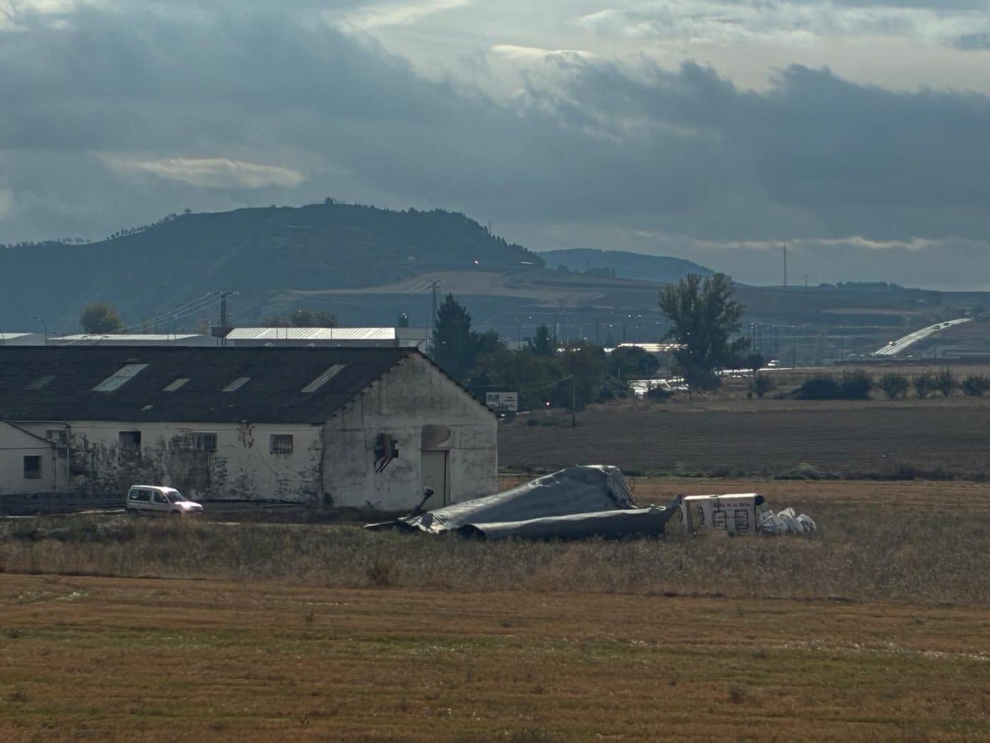 BUZÓN CIUDADANO: Un vecino denuncia acumulación de chatarra en una finca de Haro 4 BUZÓN CIUDADANO: Un vecino denuncia acumulación de chatarra en una finca de Haro 4