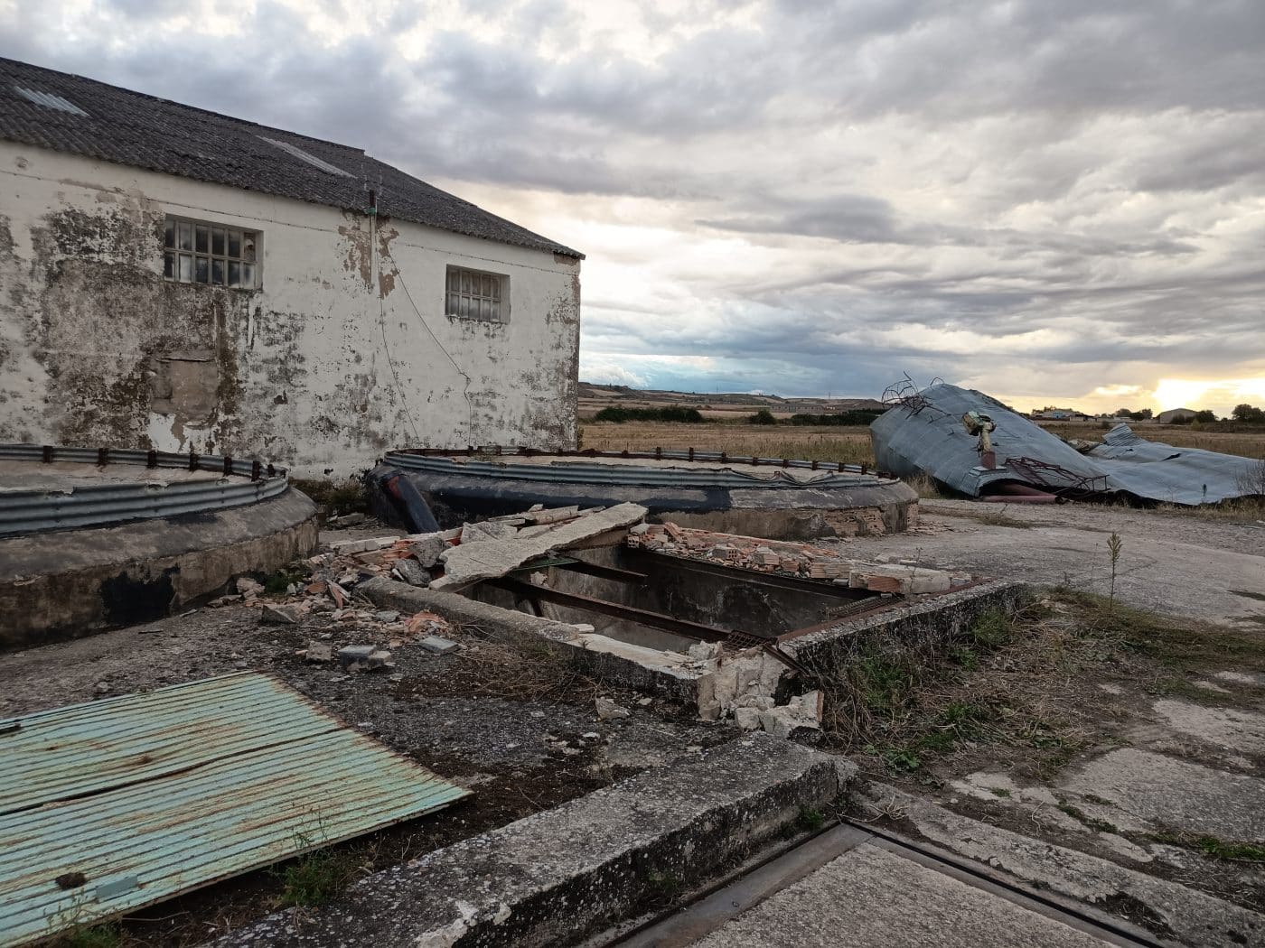 BUZÓN CIUDADANO: Un vecino denuncia acumulación de chatarra en una finca de Haro 3 BUZÓN CIUDADANO: Un vecino denuncia acumulación de chatarra en una finca de Haro 3