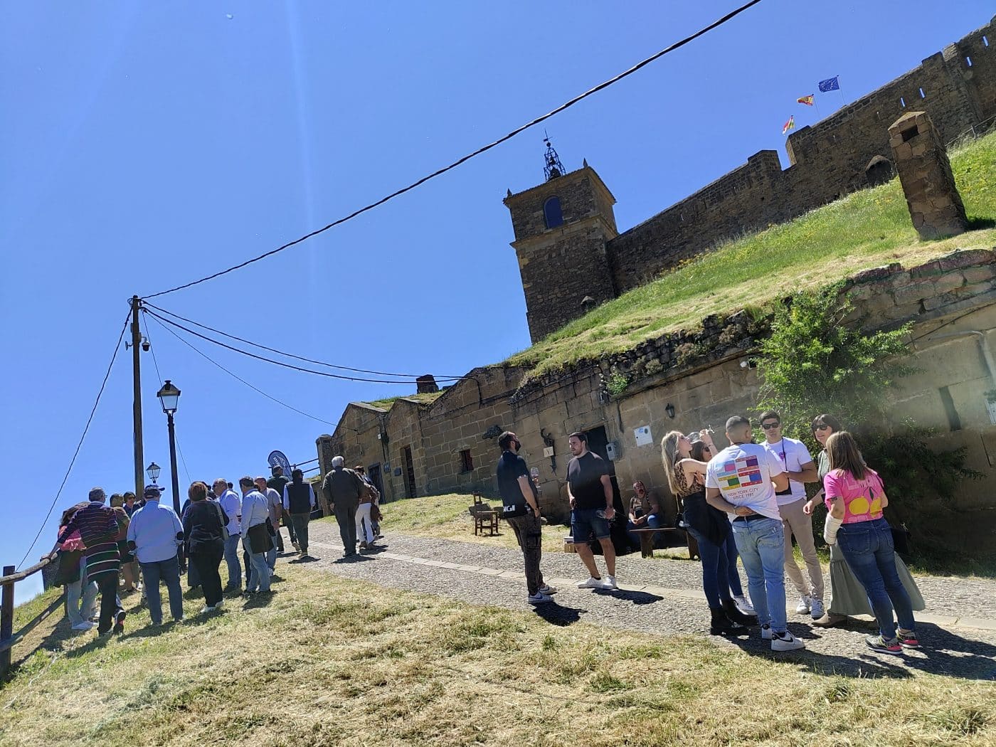 Catas en el Castillo de San Vicente de la Sonsierra: una experiencia única entre vino, historia y música 2 Catas en el Castillo de San Vicente de la Sonsierra: una experiencia única entre vino, historia y música 2