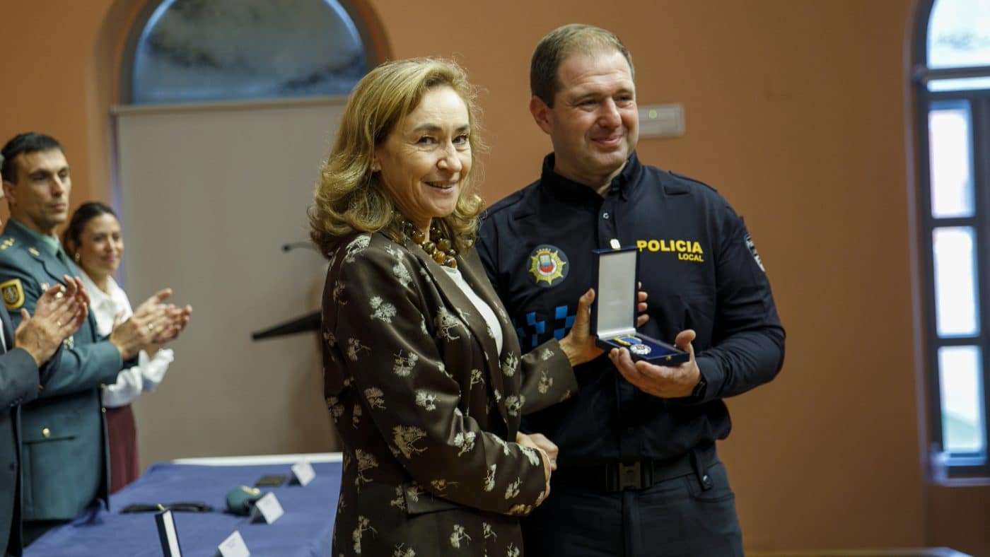 Cinco agentes de la Policía Local de Haro se gradúan en Logroño 4
