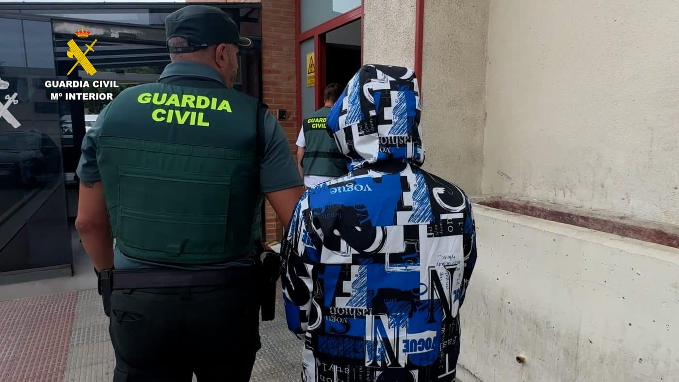 Dos detenidos por un atraco a punta de pistola en un estanco de Murillo de Río Leza en 2024 3 Dos detenidos por un atraco a punta de pistola en un estanco de Murillo de Río Leza en 2024 3