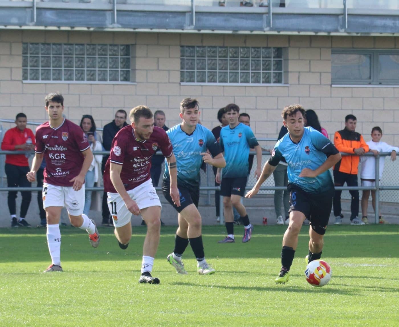 El Haro empata en Agoncillo en un partido vibrante 11