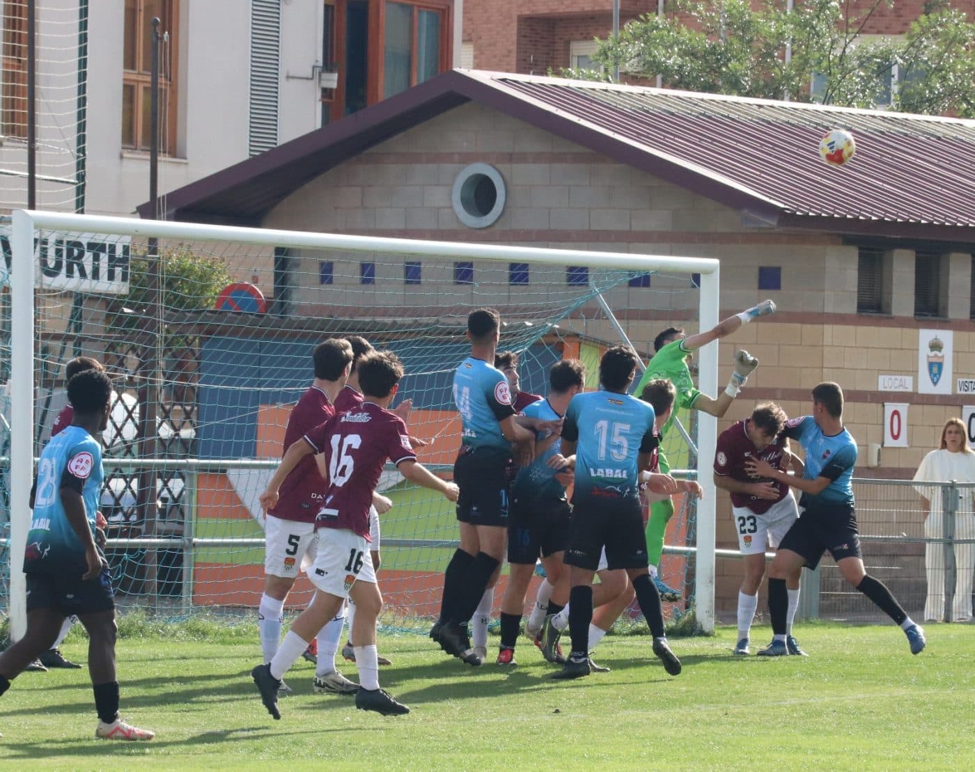 El Haro empata en Agoncillo en un partido vibrante 9