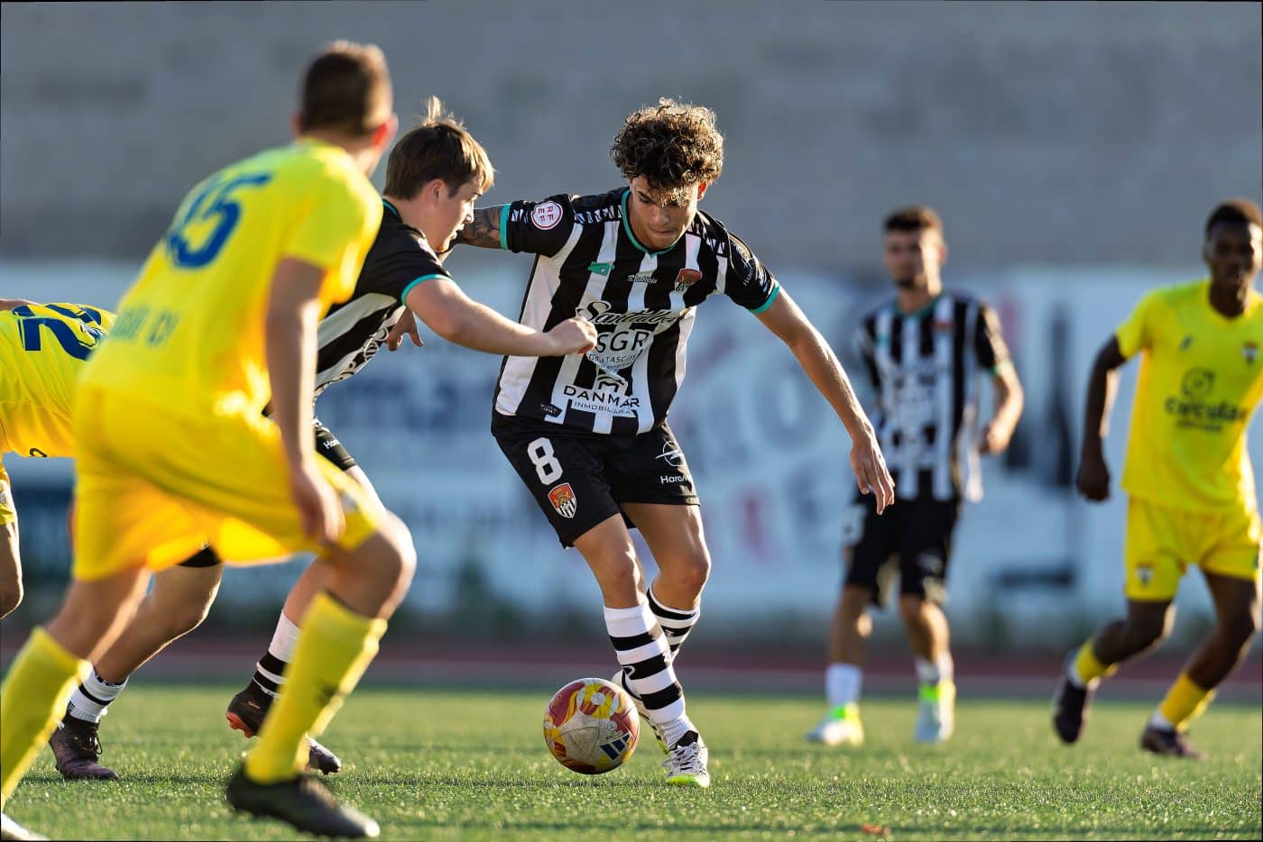 El Yagüe castiga la falta de acierto del Haro 8