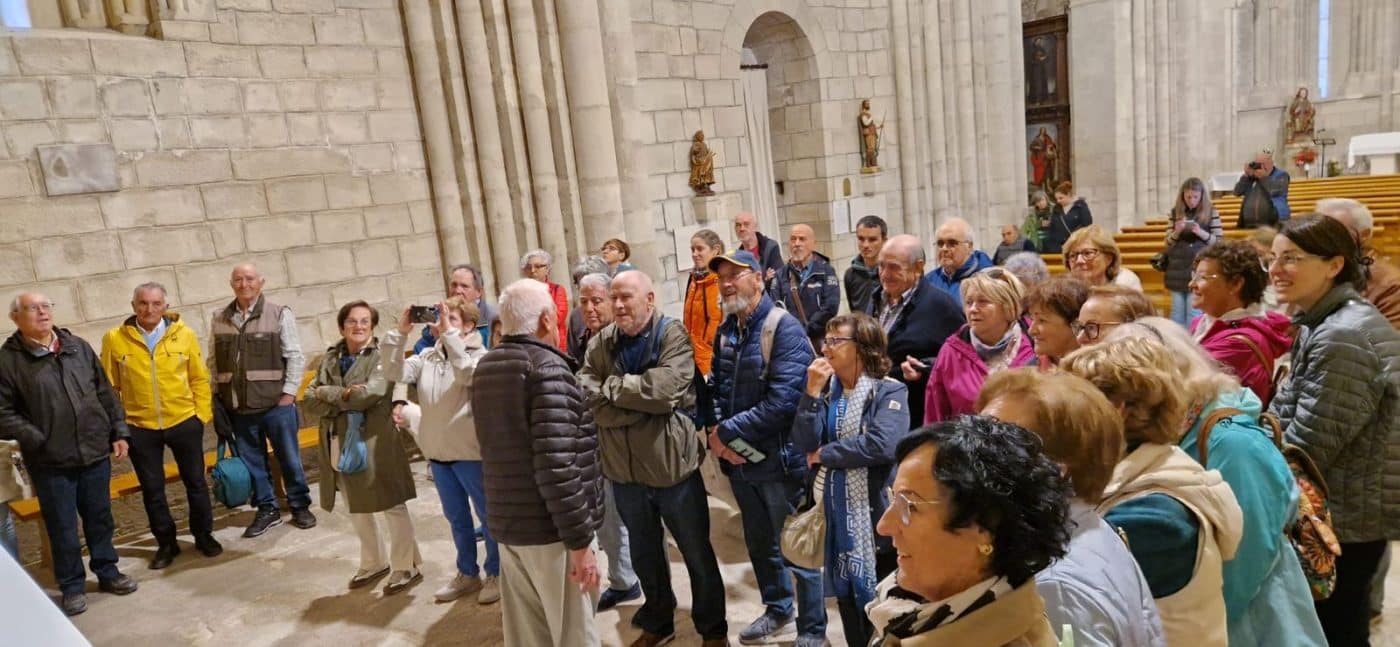 Los Amigos del Camino de Santiago de Haro visitan las Salinas de Añana y otros enclaves de interés 5