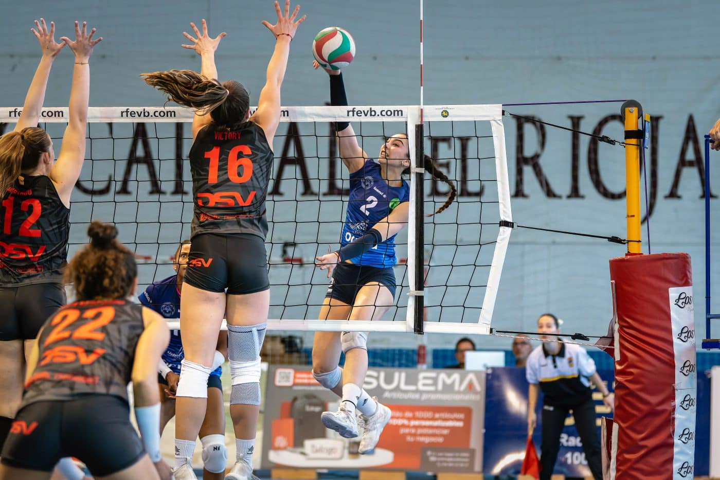 Montaña rusa en El Ferial: el OCISA Haro cae en el debut liguero ante Sant Cugat 4 Montaña rusa en El Ferial: el OCISA Haro cae en el debut liguero ante Sant Cugat 4