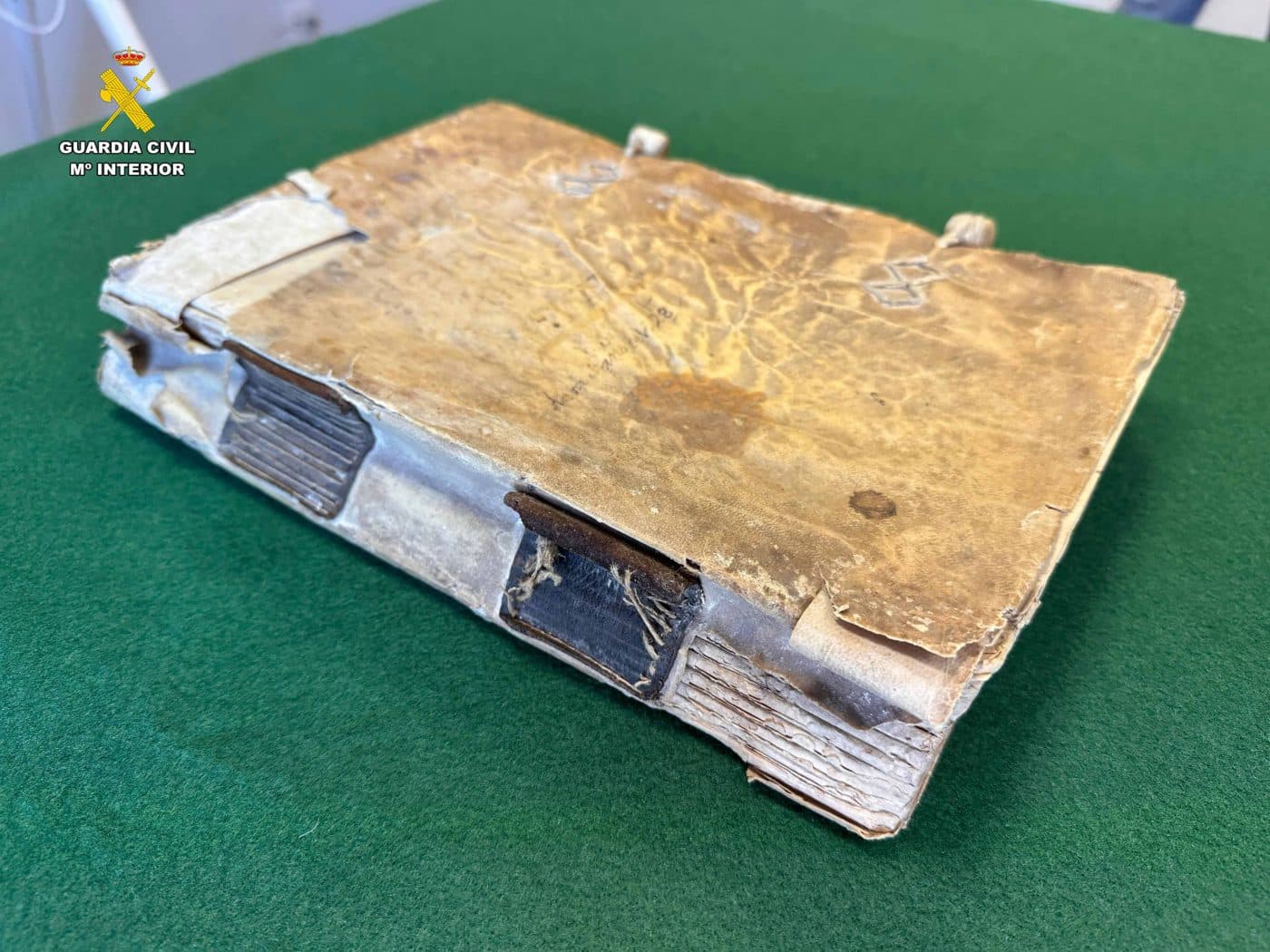 Recuperan en Madrid un libro antiguo fundamental para la memoria histórica de Nájera 4 Recuperan en Madrid un libro antiguo fundamental para la memoria histórica de Nájera 4