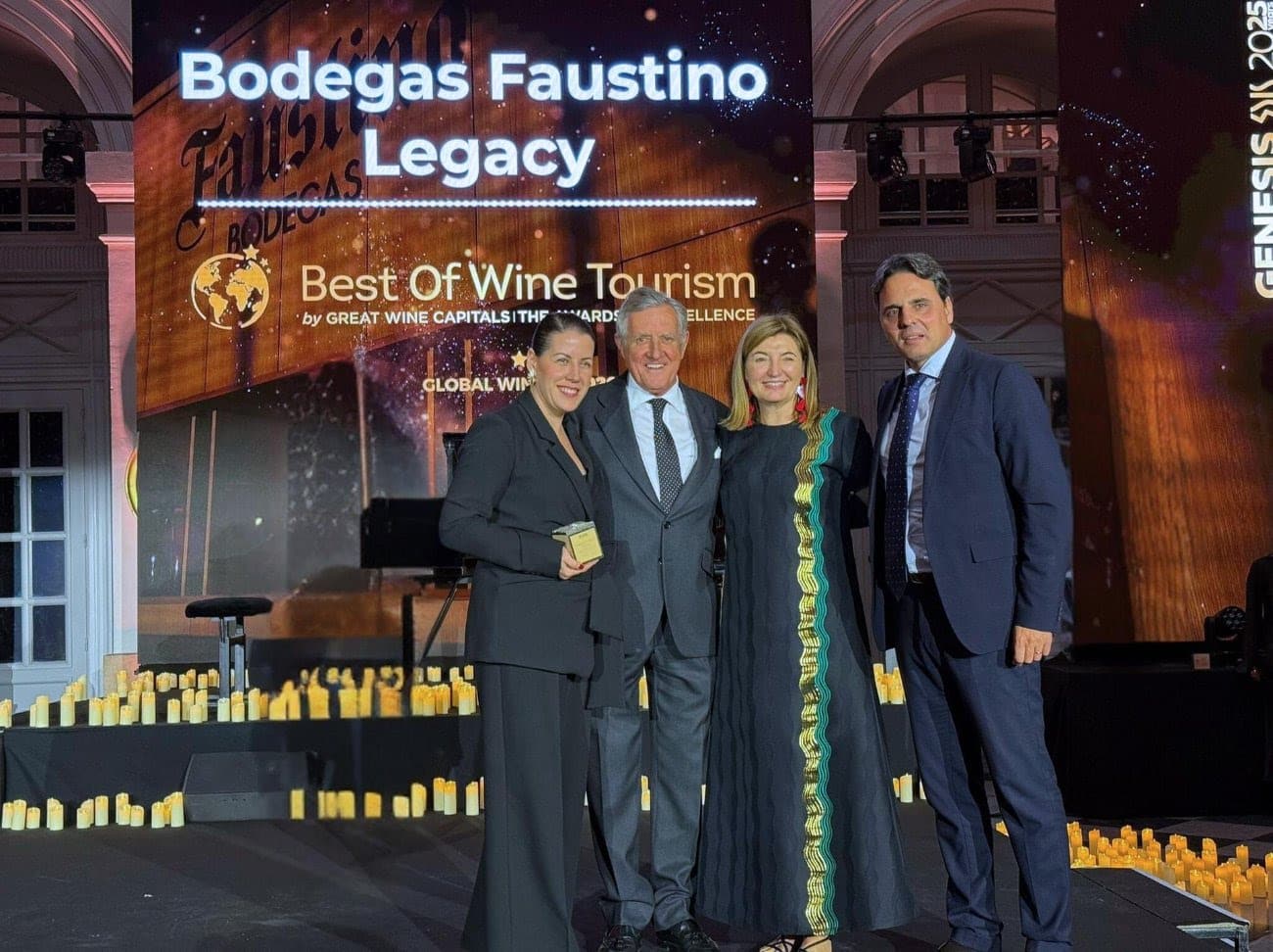 Bodegas Faustino recibe el premio de enoturismo Best of Internacional 1
