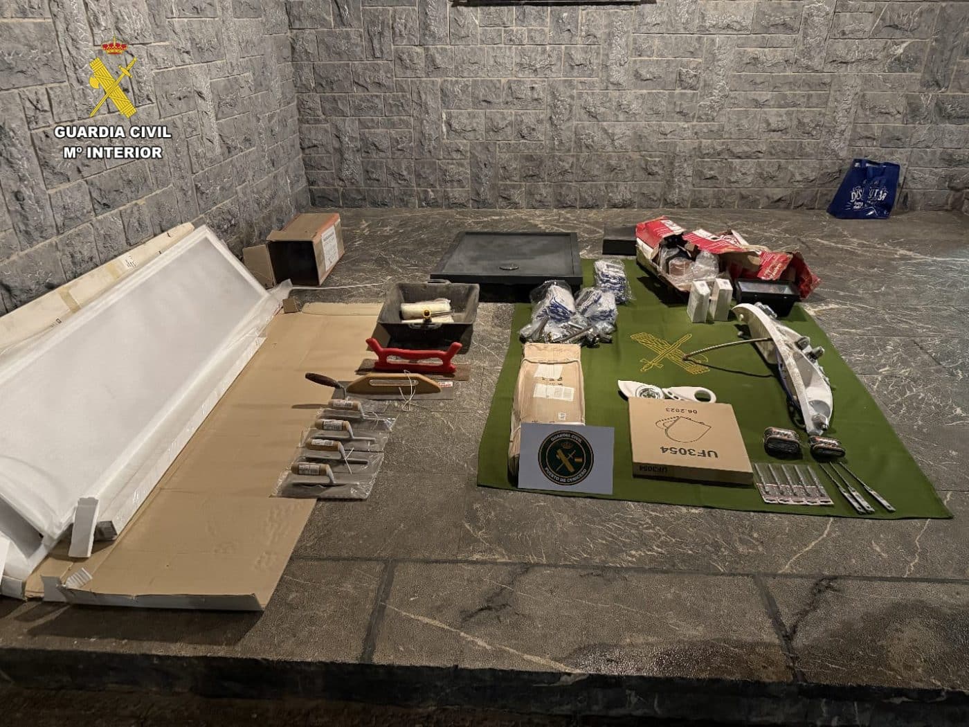 Detenidas cinco personas por un robo con fuerza en una empresa de Nájera 3 Detenidas cinco personas por un robo con fuerza en una empresa de Nájera 3