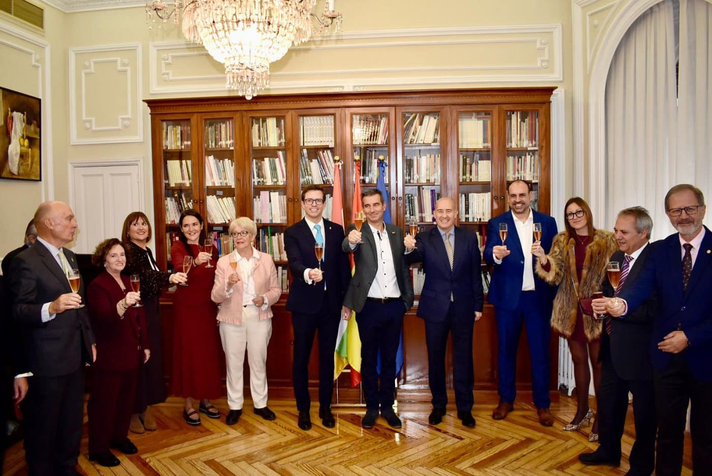 El Haro Rioja Vóley brilla también en Madrid: Premio al Deporte en las Fiestas de San Millán en un gran fin de semana 2 El Haro Rioja Vóley brilla también en Madrid: Premio al Deporte en las Fiestas de San Millán en un gran fin de semana 2
