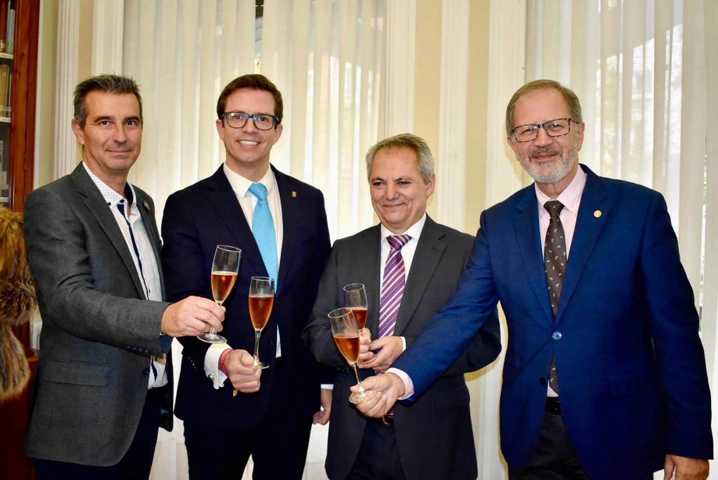 El Haro Rioja Vóley brilla también en Madrid: Premio al Deporte en las Fiestas de San Millán en un gran fin de semana 7 El Haro Rioja Vóley brilla también en Madrid: Premio al Deporte en las Fiestas de San Millán en un gran fin de semana 7