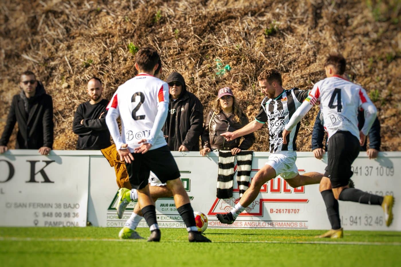 El Haro roza el triunfo ante la UD Logroñés B 1 El Haro roza el triunfo ante la UD Logroñés B 1