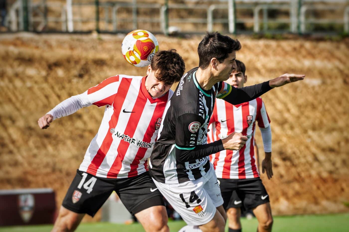 El Haro roza el triunfo ante la UD Logroñés B 6 El Haro roza el triunfo ante la UD Logroñés B 6