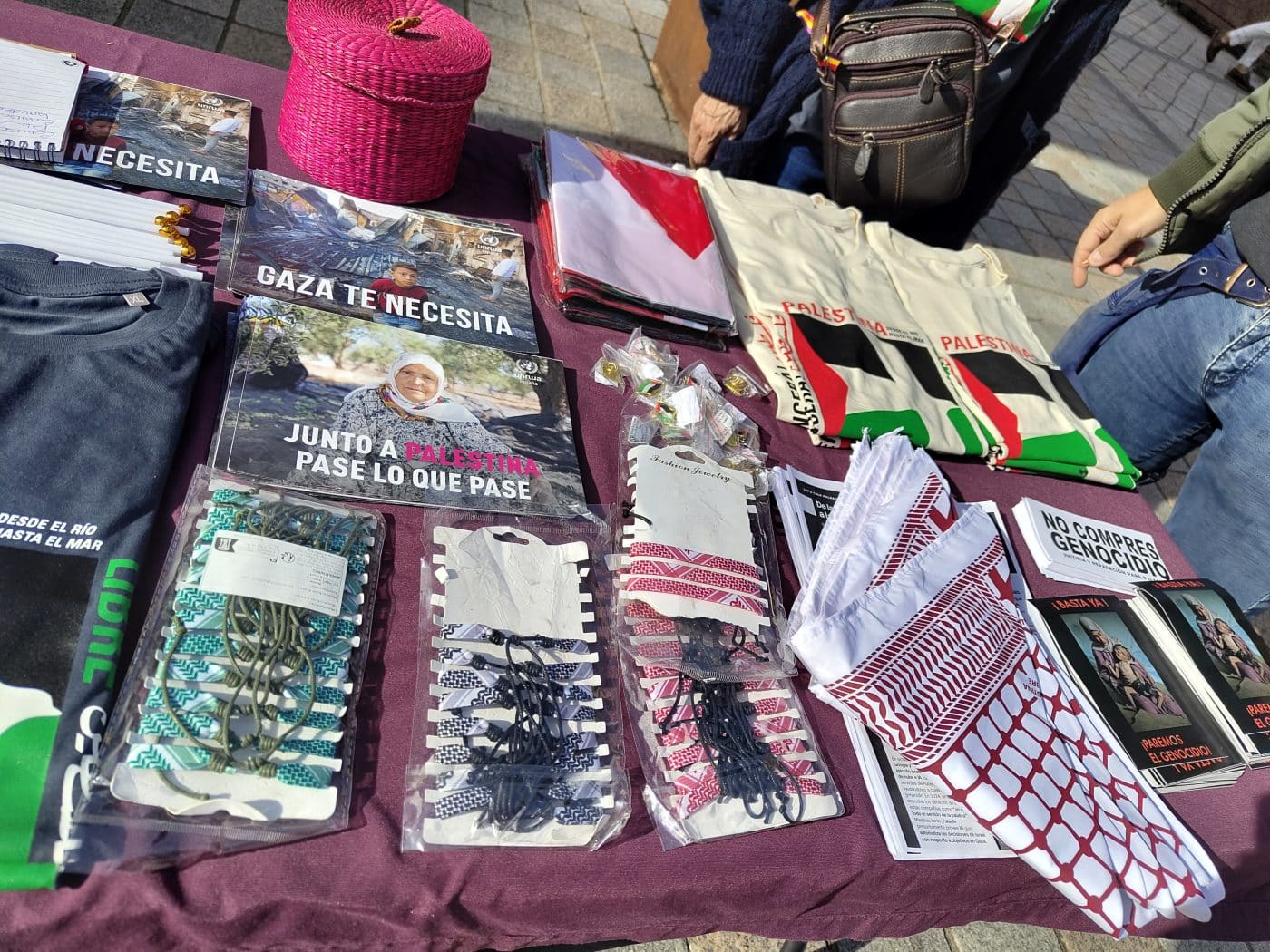 Haro acoge la lectura encadenada del diario de Atef Abou Saif en apoyo a Palestina 2