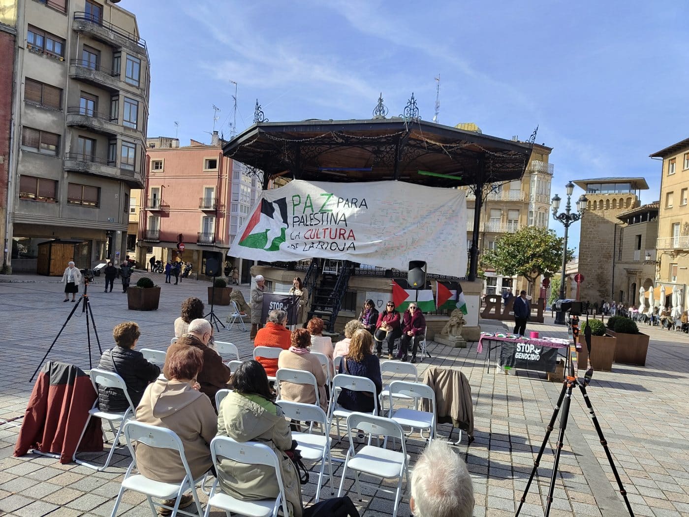 Haro acoge la lectura encadenada del diario de Atef Abou Saif en apoyo a Palestina 1