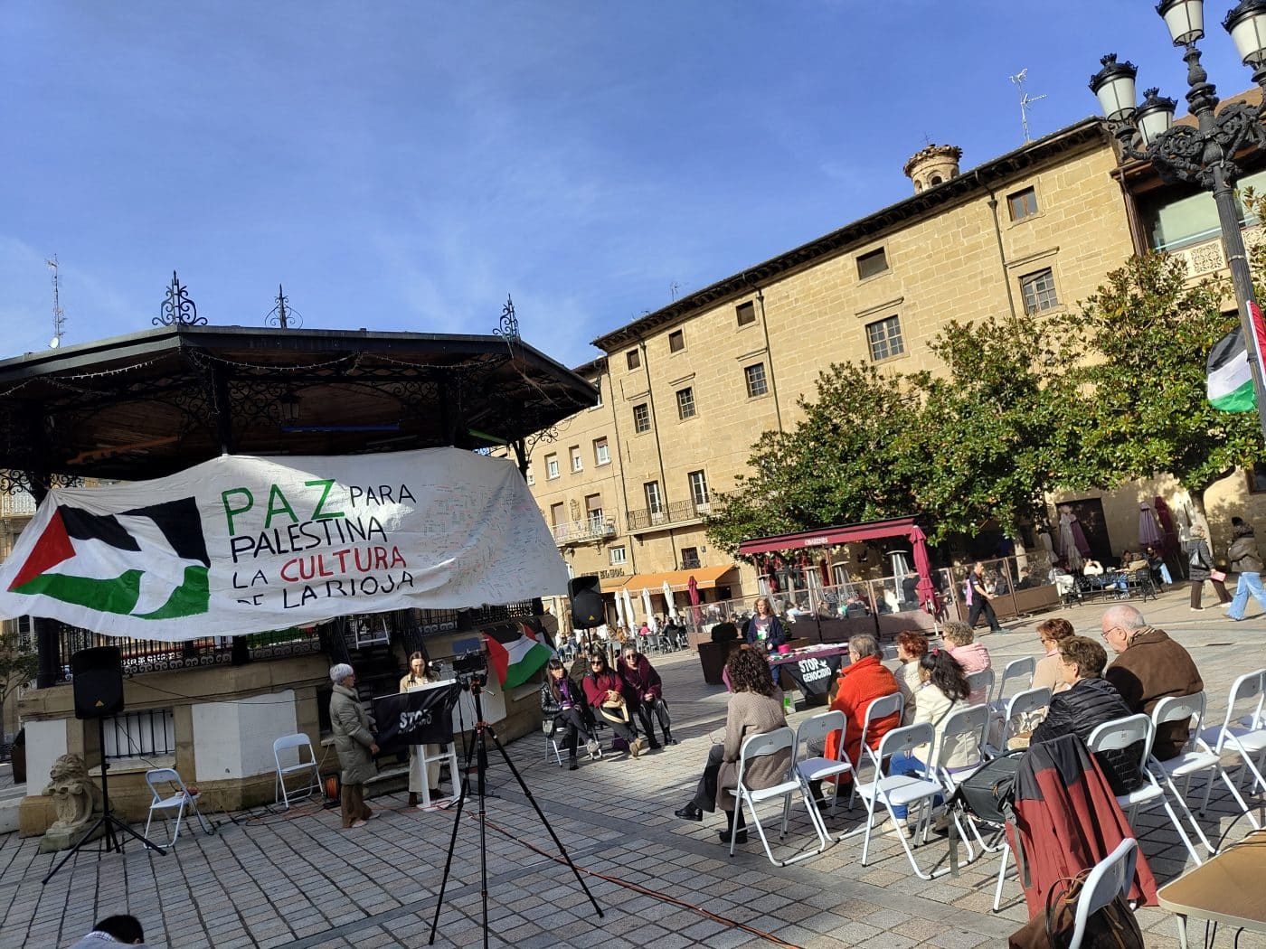 Haro acoge la lectura encadenada del diario de Atef Abou Saif en apoyo a Palestina 7