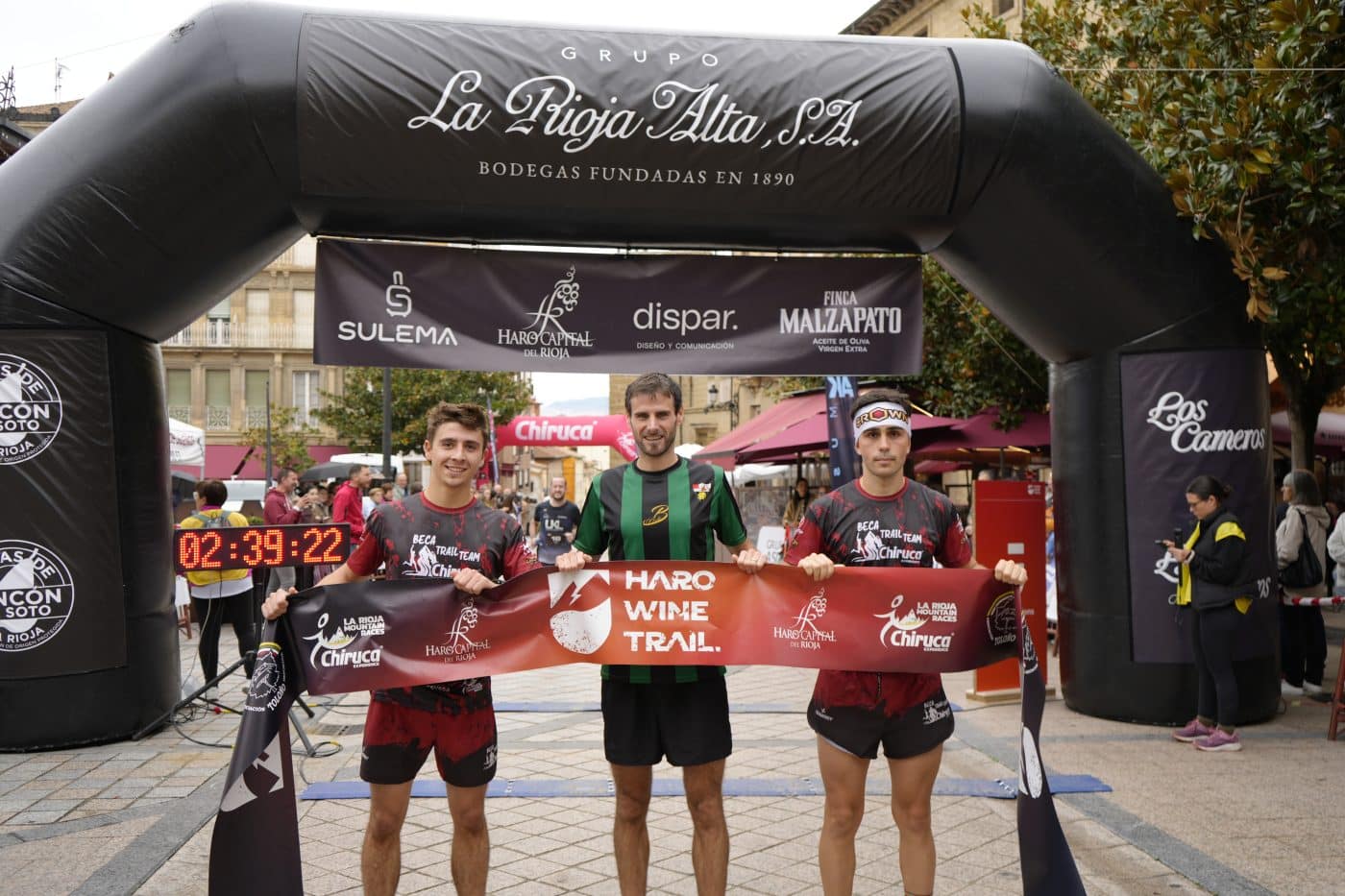Haro pone el broche de oro a la temporada riojana de montaña con un multitudinario Haro Wine Trail 2