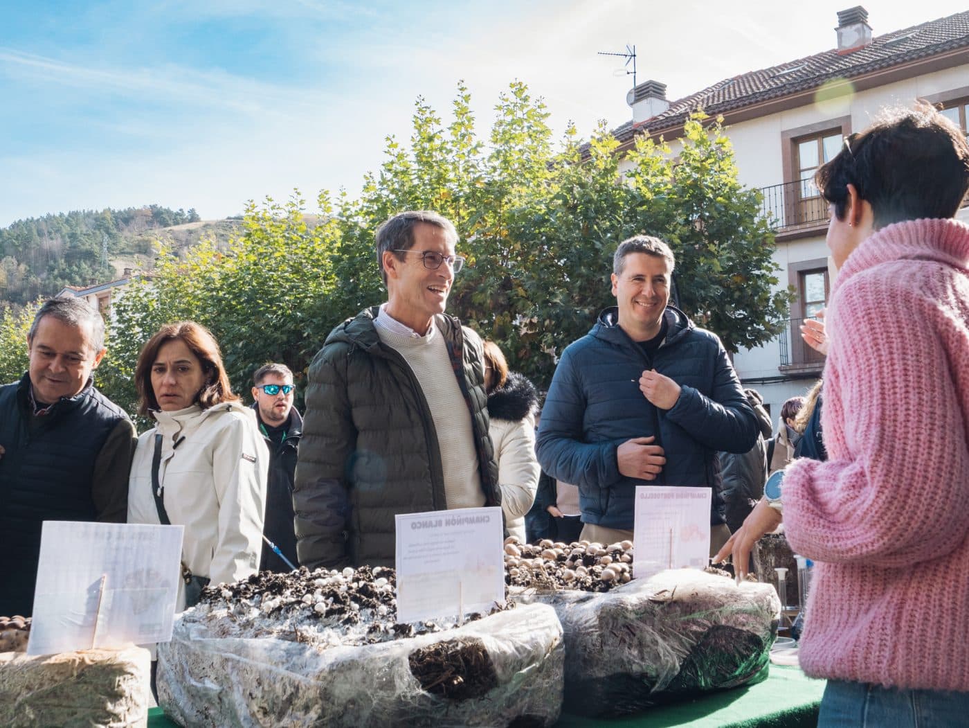 La afición por las setas vuelve a reunir a vecinos y visitantes en Ezcaray 9