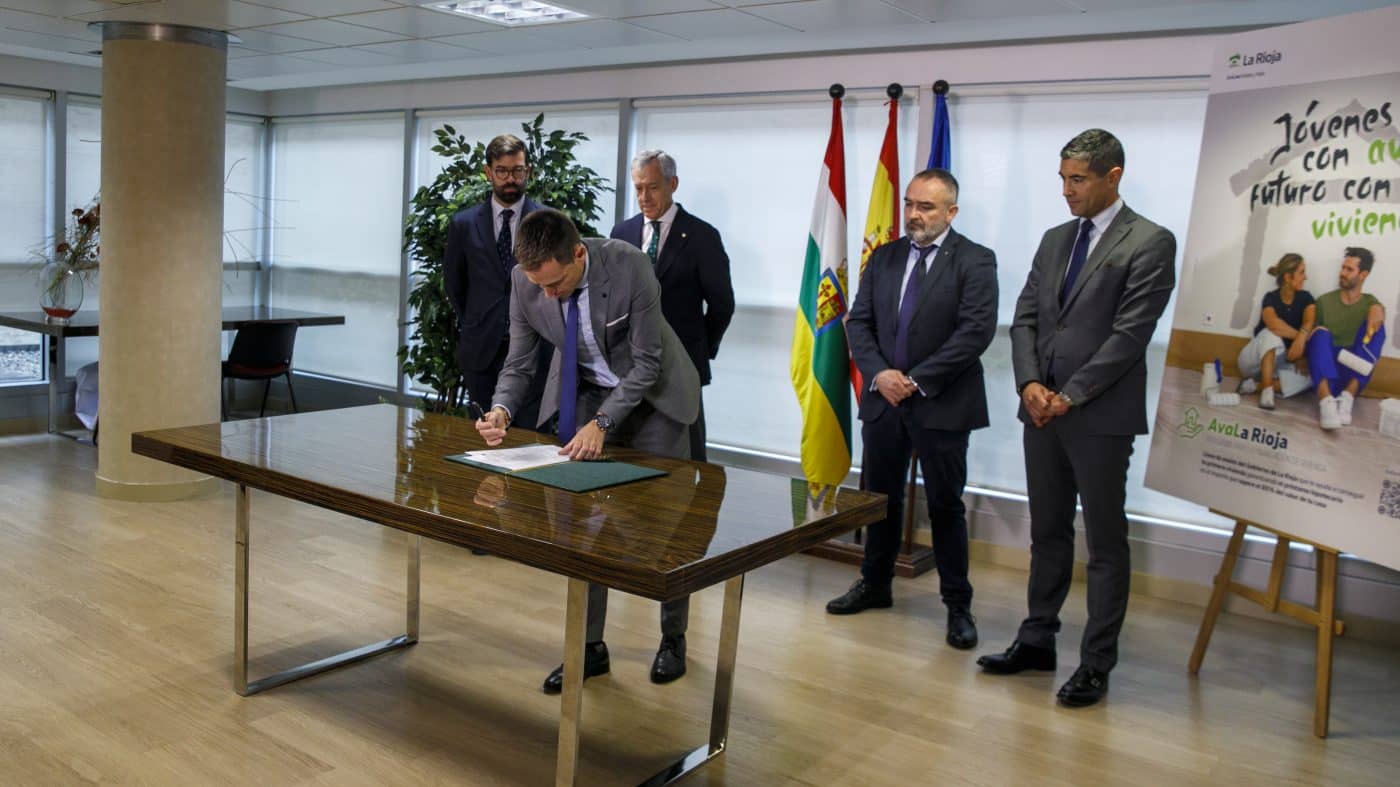 La Rioja lanza ‘AvaLa Rioja’, el programa que permitirá a los jóvenes financiar el 100% de su primera vivienda 1 La Rioja lanza ‘AvaLa Rioja’, el programa que permitirá a los jóvenes financiar el 100% de su primera vivienda 1