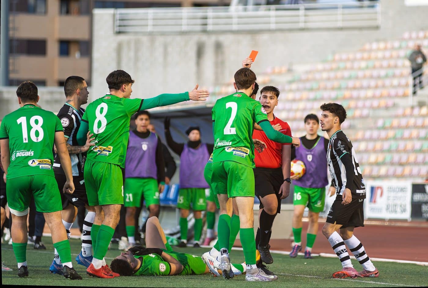 El empuje final del Haro no evita el triunfo de La Calzada en el Luis de la Fuente 10