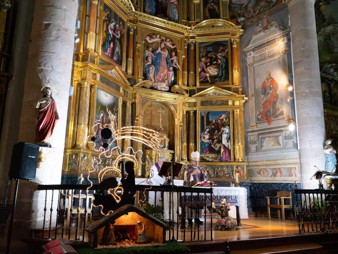 Recuperado el retablo mayor de la iglesia de Arenzana de Abajo con una inversión de más de 100.000 euros 6