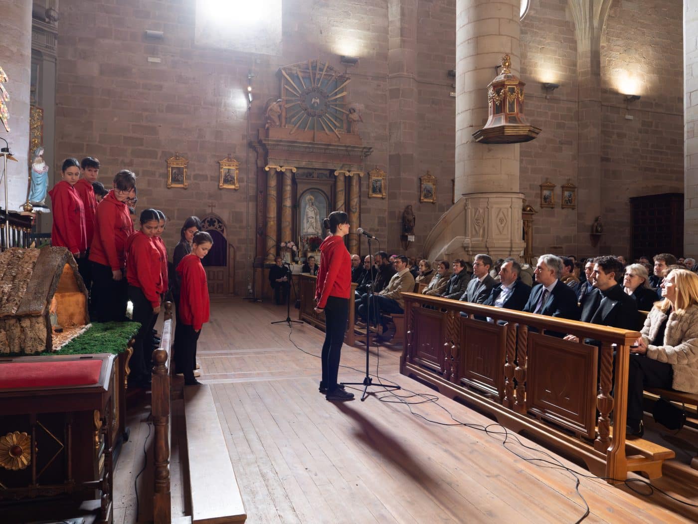 Recuperado el retablo mayor de la iglesia de Arenzana de Abajo con una inversión de más de 100.000 euros 7