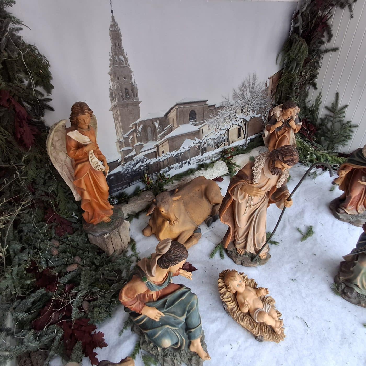 Santo Domingo de la Calzada abre la temporada navideña con nuevos elementos decorativos y un Belén "más calceatense que nunca" 1