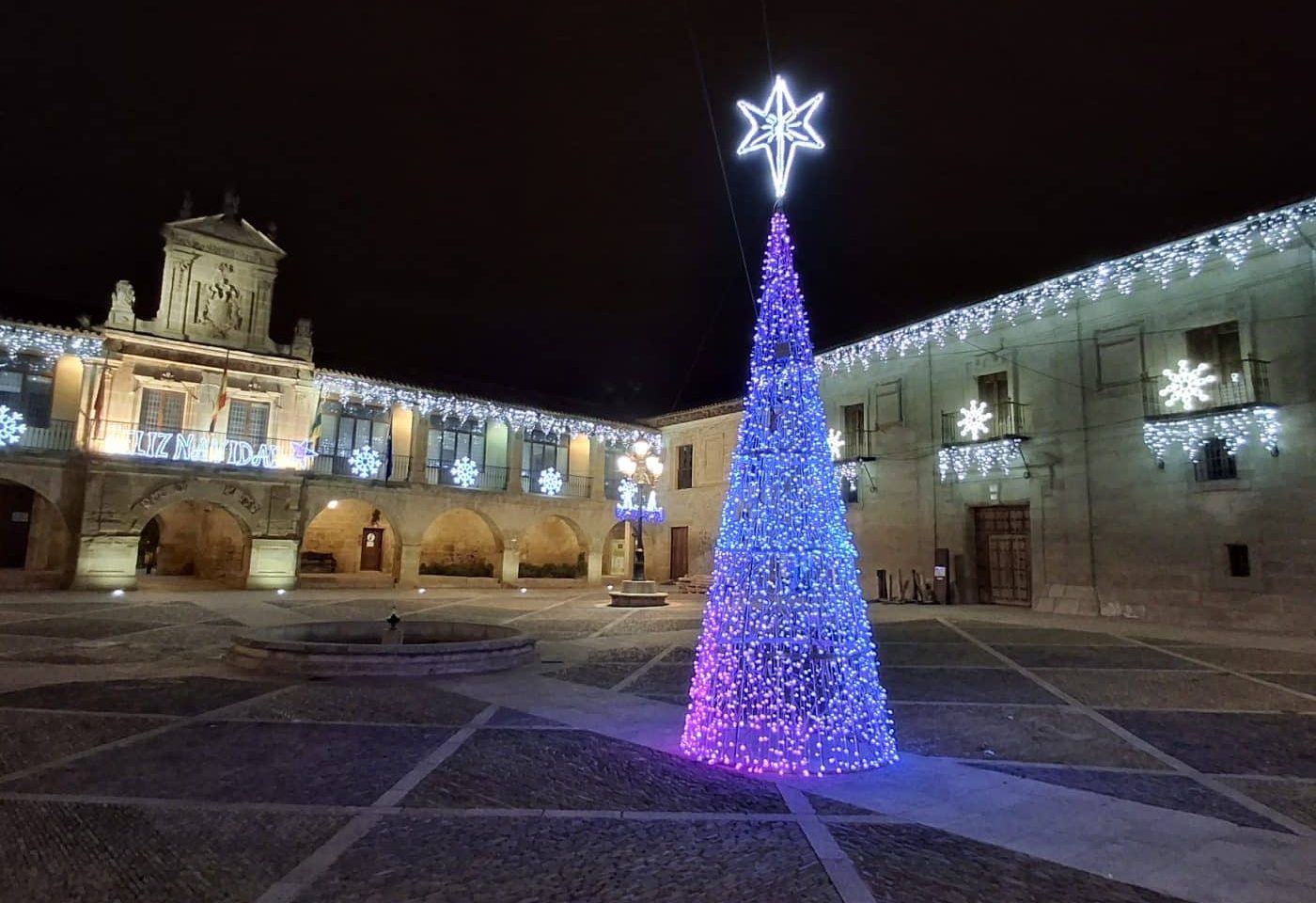 Santo Domingo de la Calzada abre la temporada navideña con nuevos elementos decorativos y un Belén "más calceatense que nunca" 2