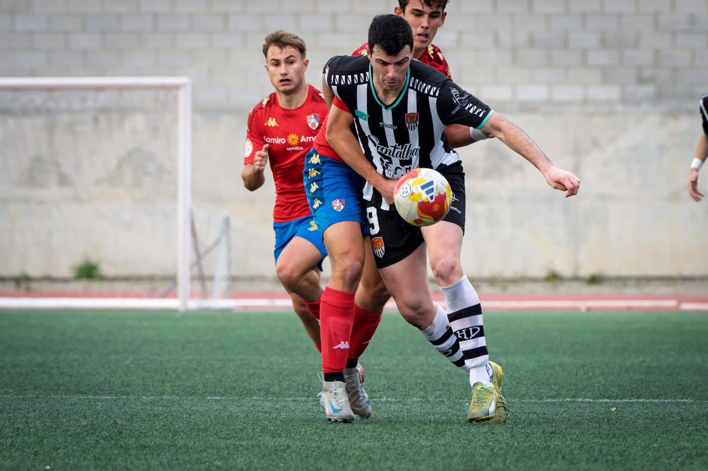 El Haro tumba al Calahorra con un golazo de Zunzunegui en el descuento 8
