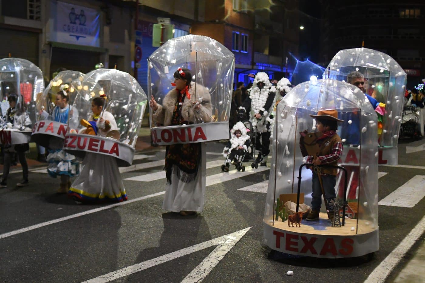 FOTOS: El carnaval de Haro resiste al frío y la lluvia 25