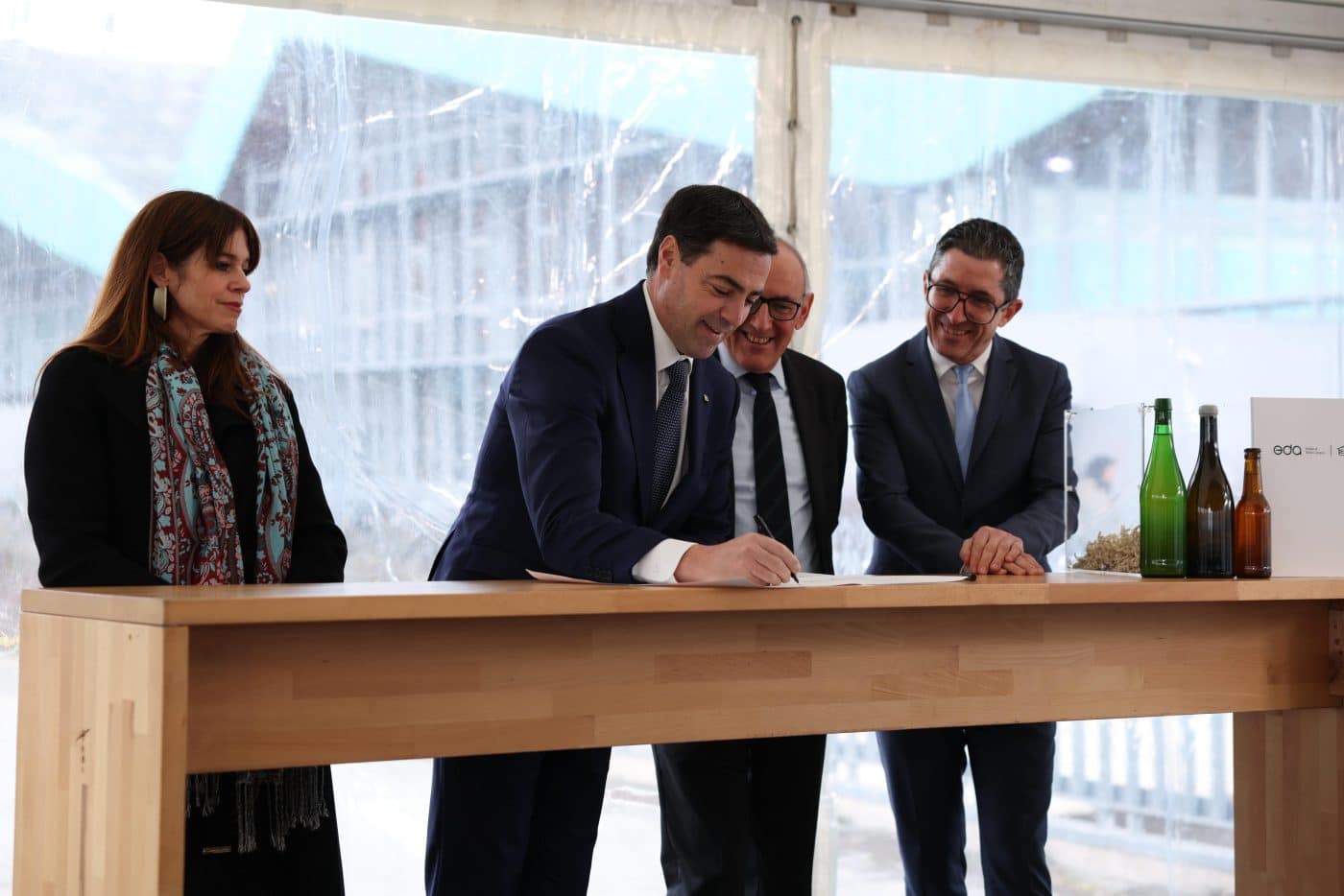 Primera piedra del futuro EDA Drinks & Wine Campus de Vitoria 1