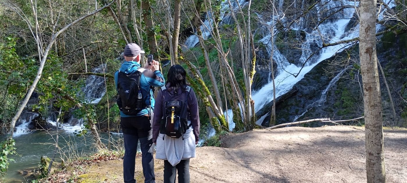 Cerca de 80 personas participan en la 'Ruta del Agua' de los Paseos Saludables de Haro 2