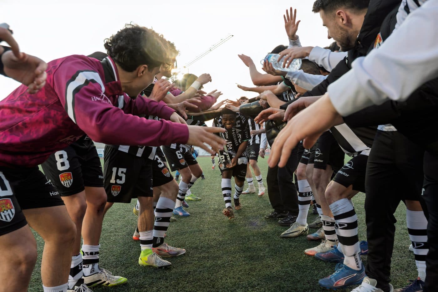 El Haro logra ante el Pradejón su sexto triunfo consecutivo y se pone a cinco puntos del playoff 2