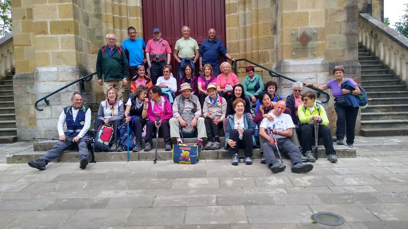 Amigos del Camino de Santiago de Haro-Rioja Alta recorren el histórico Camino de Baztán 2
