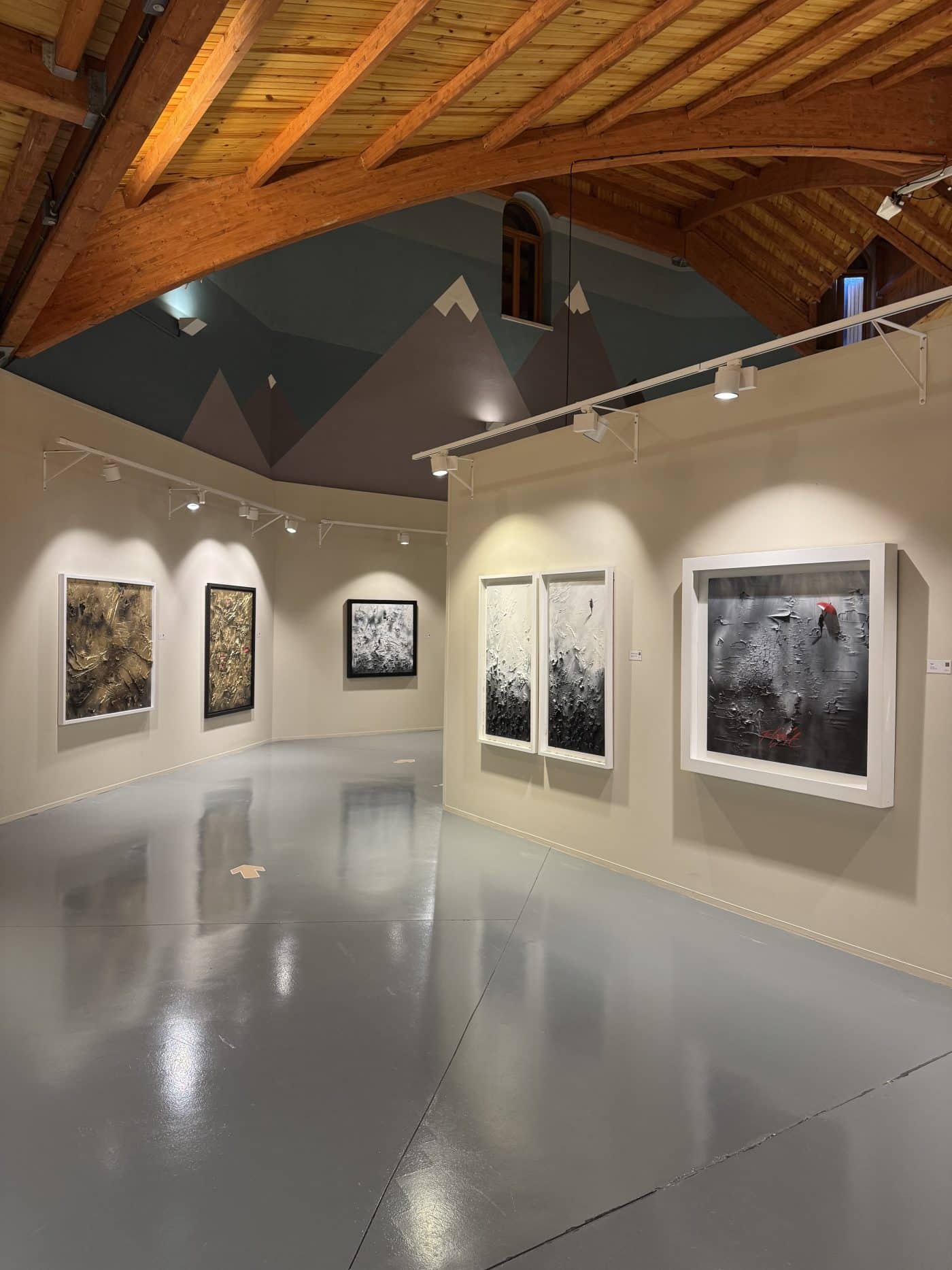 Bodegas Campillo expone en Laguardia una retrospectiva de la obra de Marcos Tamargo 1