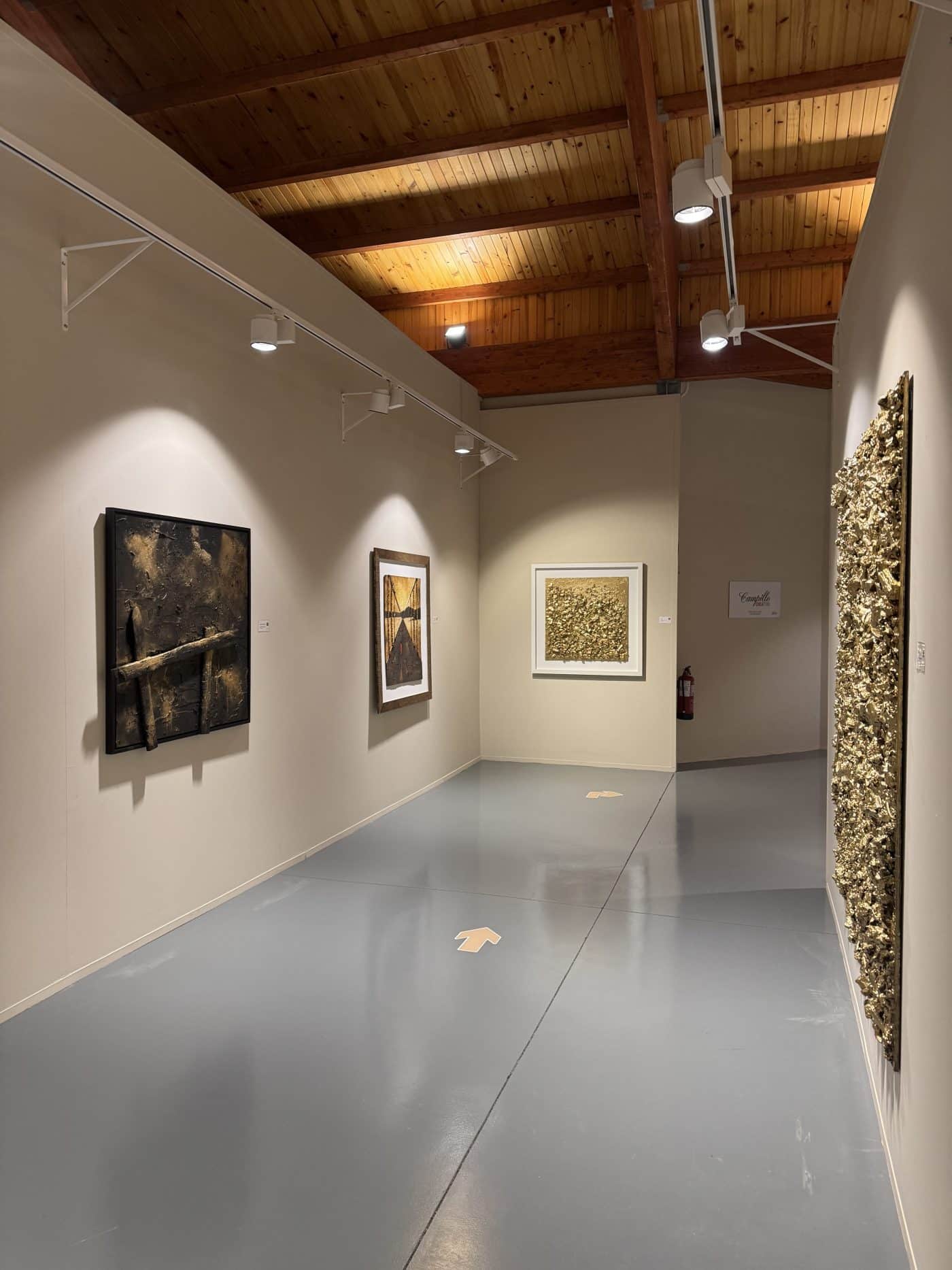 Bodegas Campillo expone en Laguardia una retrospectiva de la obra de Marcos Tamargo 2