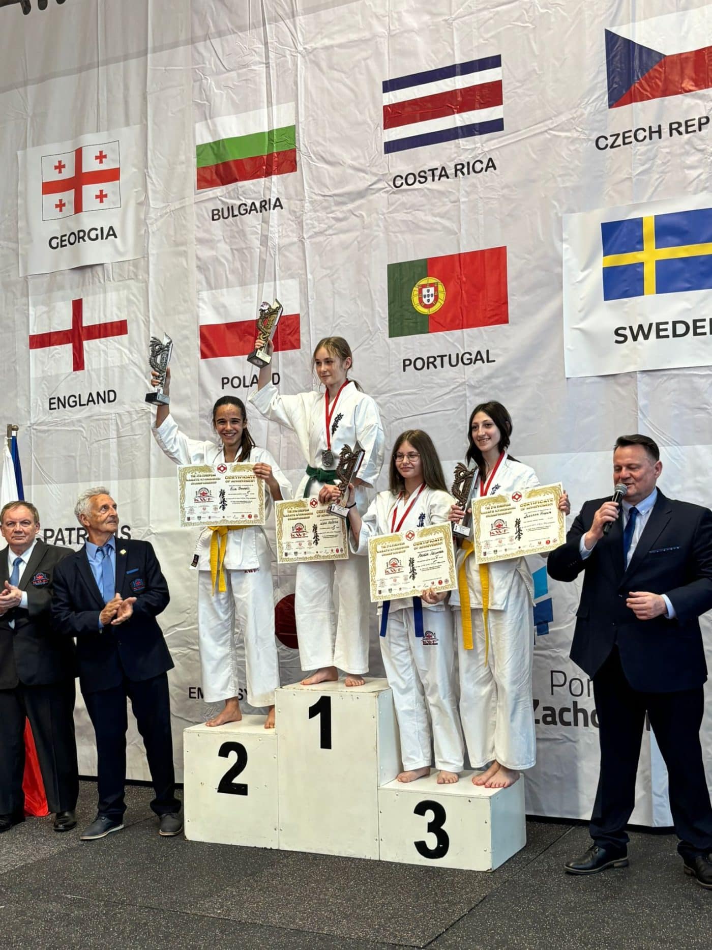 El Kyoku Haro brilla en el Europeo de KWF en Polonia 5