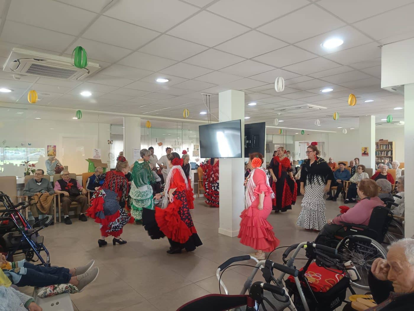 Haro se viste de lunares y se arranca por sevillanas 4