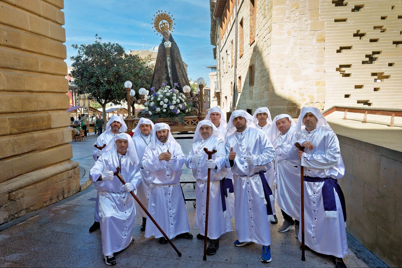 La procesión del Resucitado pone el broche final a la Semana Santa de Haro 8