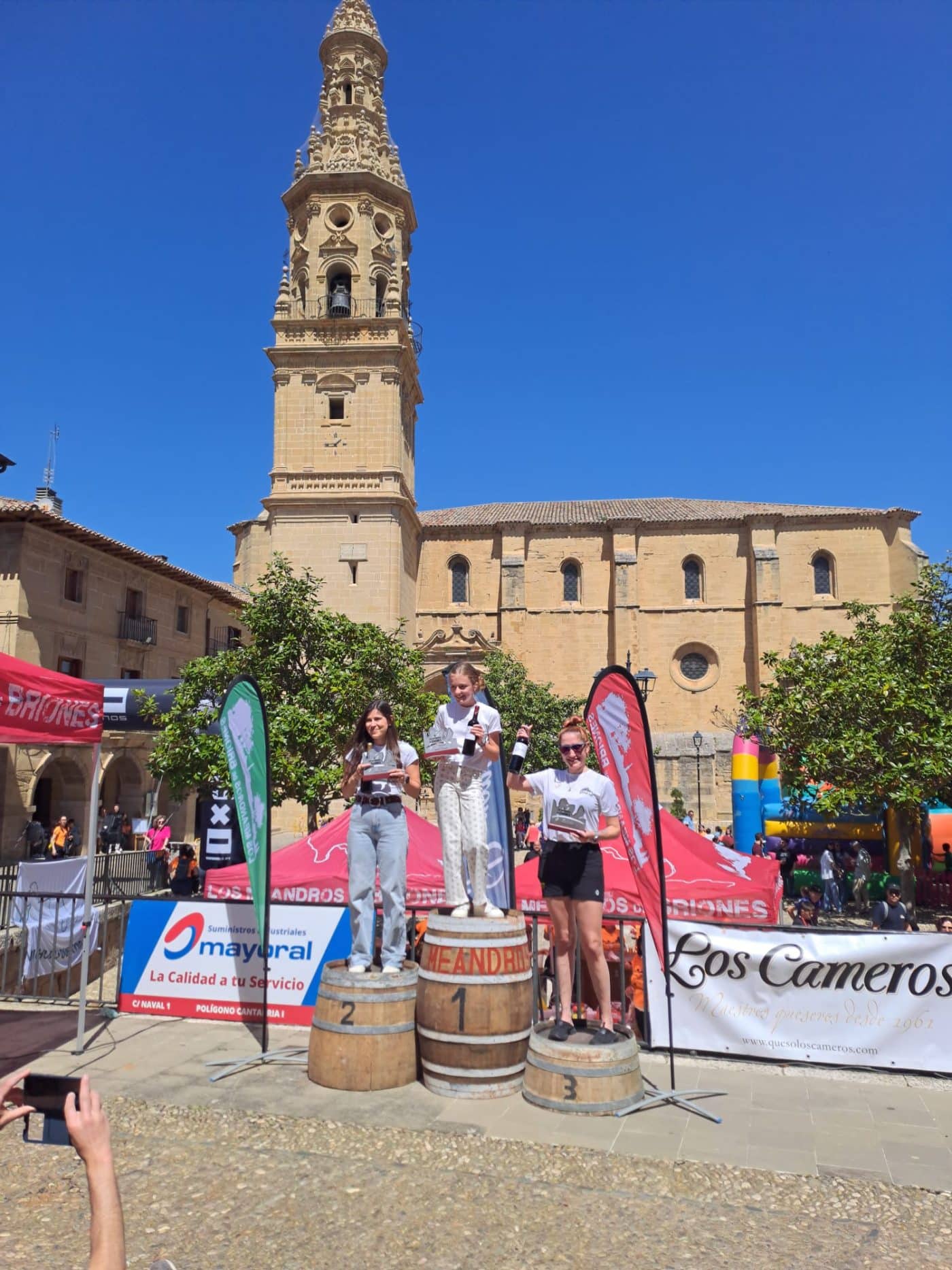 Medio millar de participantes disfrutan de una nueva edición de Los Meandros de Briones 2