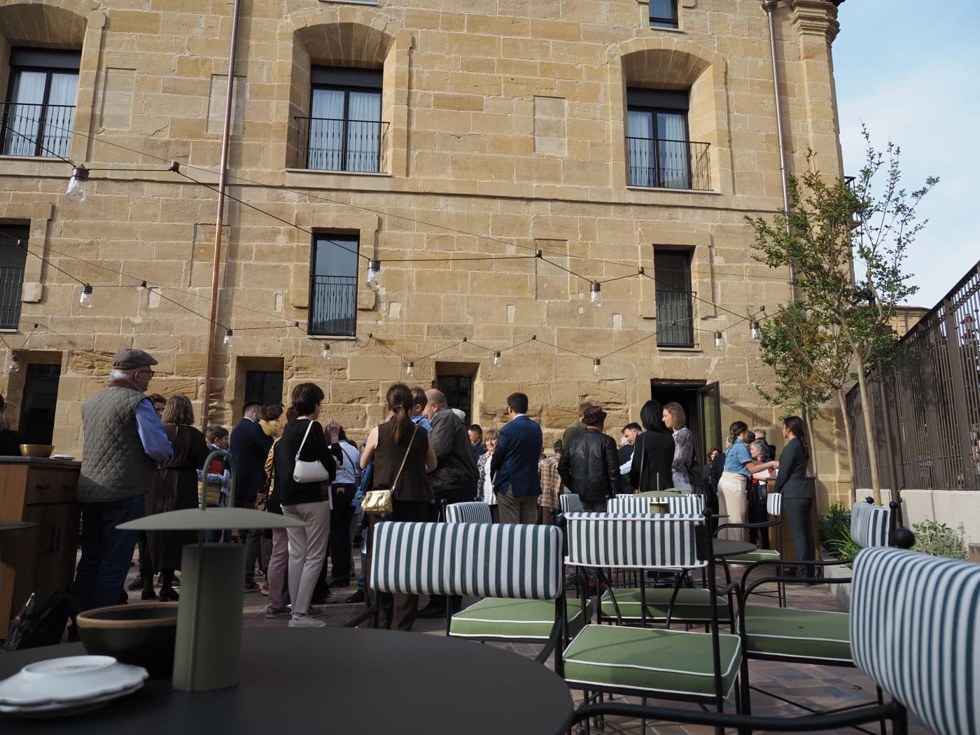 Santiago Ijalba reivindica el Barrio de las Cuevas de Haro en su libro 'Memorias del futuro' 4