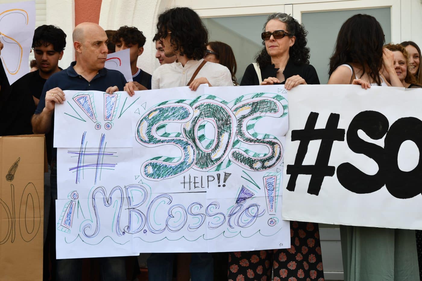 Concentración en el IES Manuel Bartolomé Cossío de Haro para exigir "espacios dignos" para el centro 17 Concentración en el IES Manuel Bartolomé Cossío de Haro para exigir "espacios dignos" para el centro 17