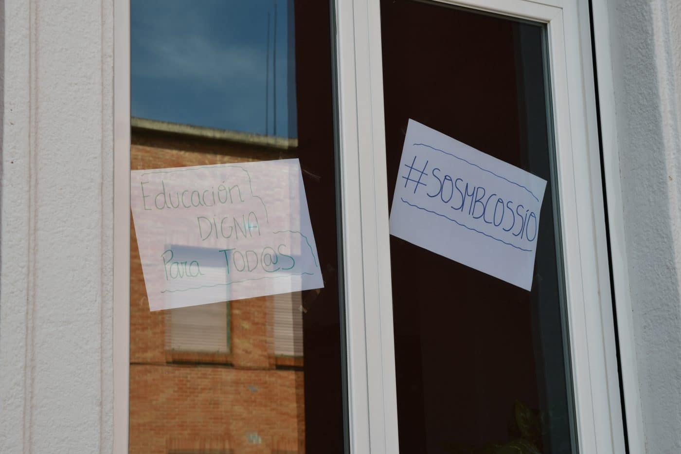 Concentración en el IES Manuel Bartolomé Cossío de Haro para exigir "espacios dignos" para el centro 15 Concentración en el IES Manuel Bartolomé Cossío de Haro para exigir "espacios dignos" para el centro 15