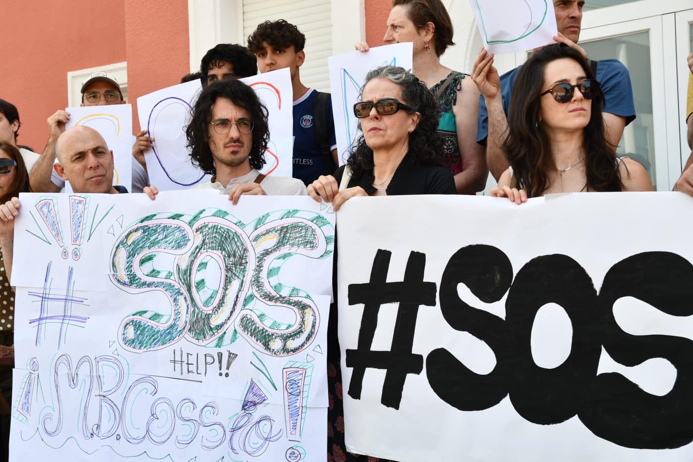 Concentración en el IES Manuel Bartolomé Cossío de Haro para exigir "espacios dignos" para el centro 3 Concentración en el IES Manuel Bartolomé Cossío de Haro para exigir "espacios dignos" para el centro 3