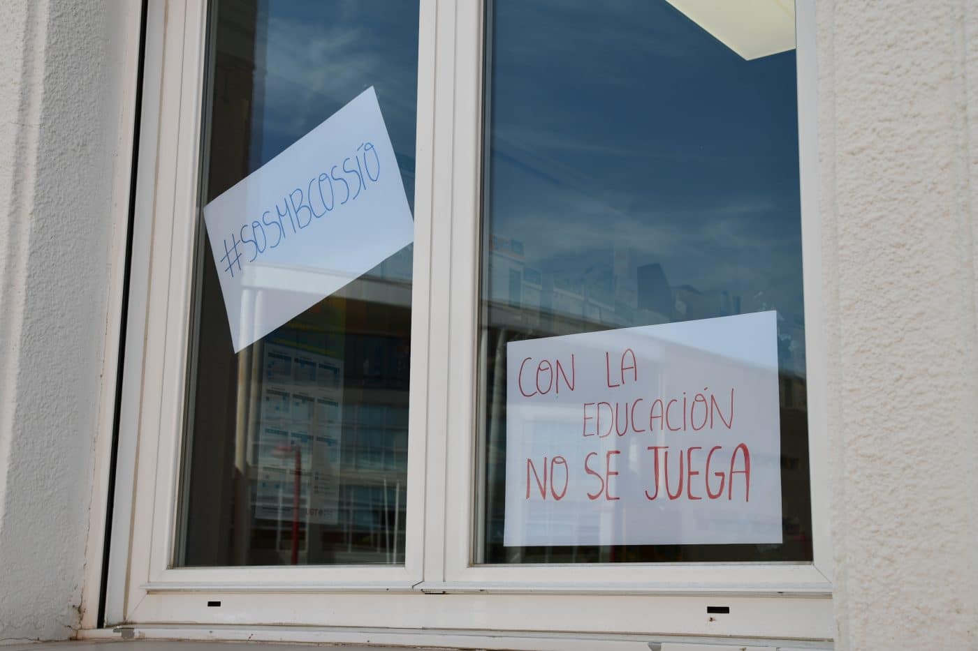 Concentración en el IES Manuel Bartolomé Cossío de Haro para exigir "espacios dignos" para el centro 25 Concentración en el IES Manuel Bartolomé Cossío de Haro para exigir "espacios dignos" para el centro 25