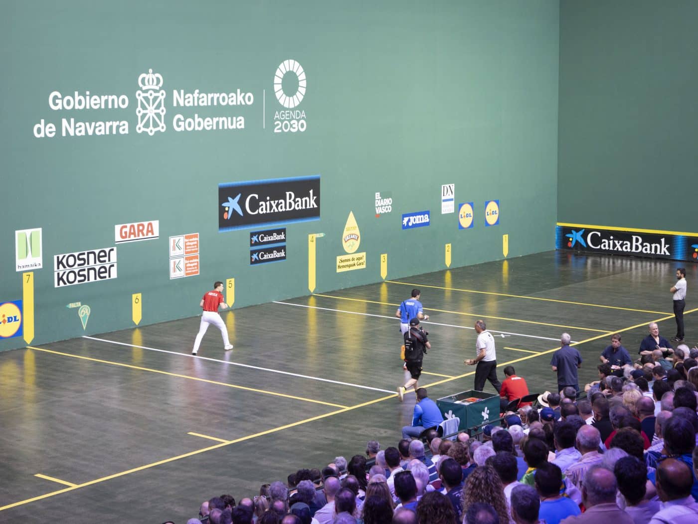 Darío toca la gloria en el Manomanista con una exhibición ante Artola 6